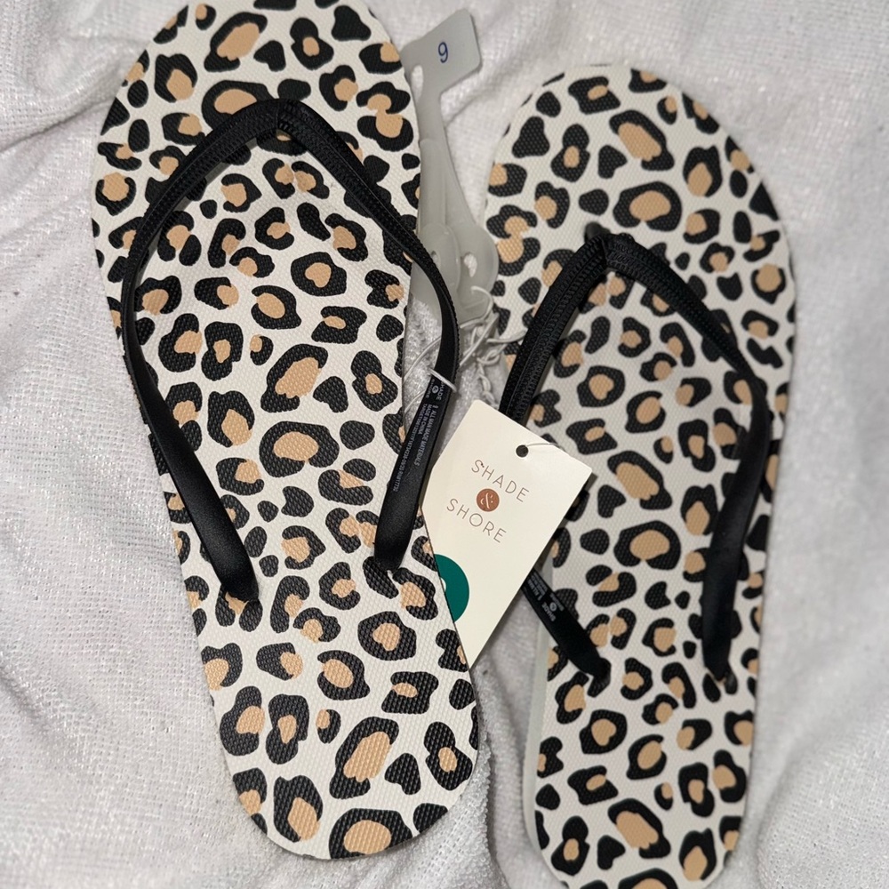 BRAND NEW Sandals - Cheetah print with Black Straps